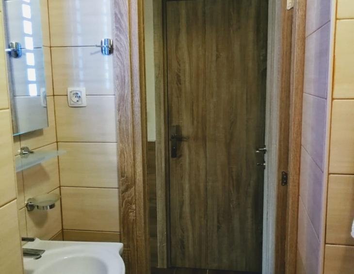 Trokrevetni apartman-studio (7)